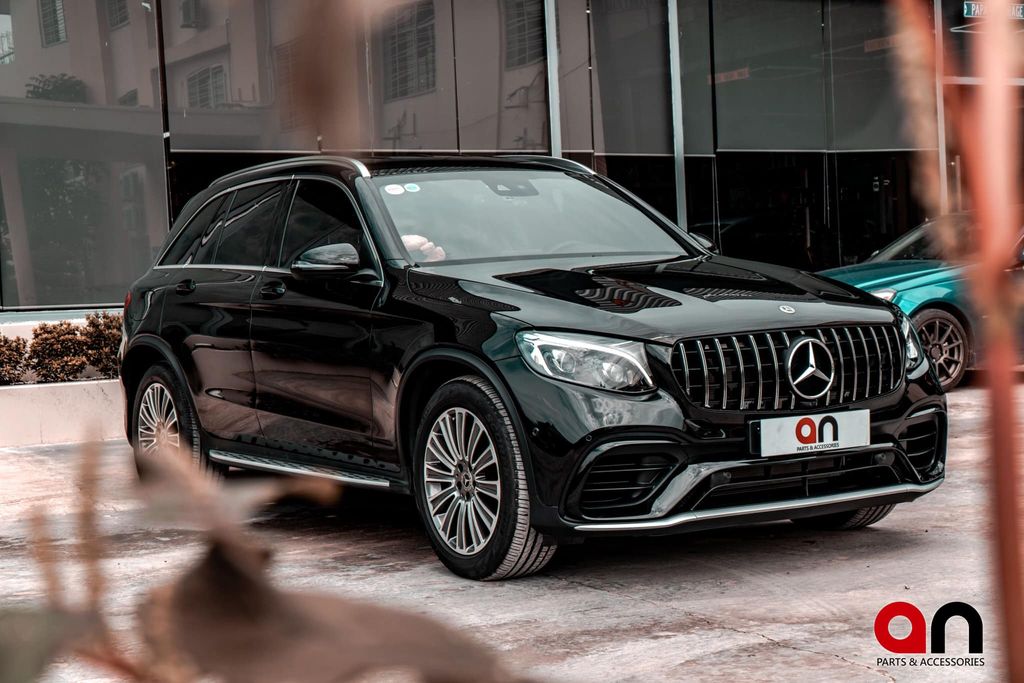 Dầu nhớt Mercedes- Benz GLC250