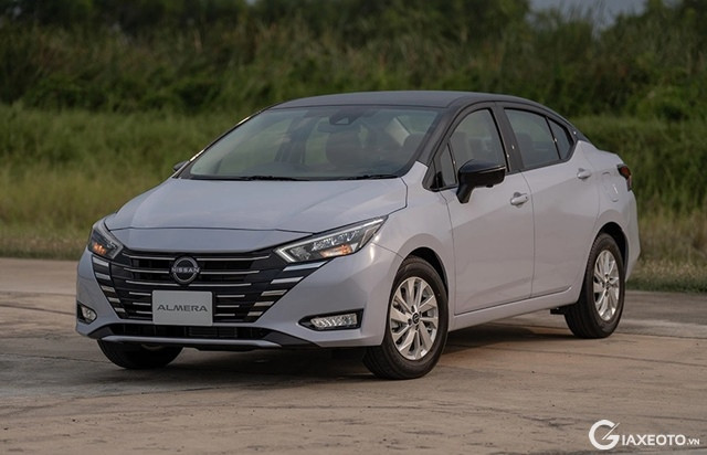 Lốp xe  Nissan Almera