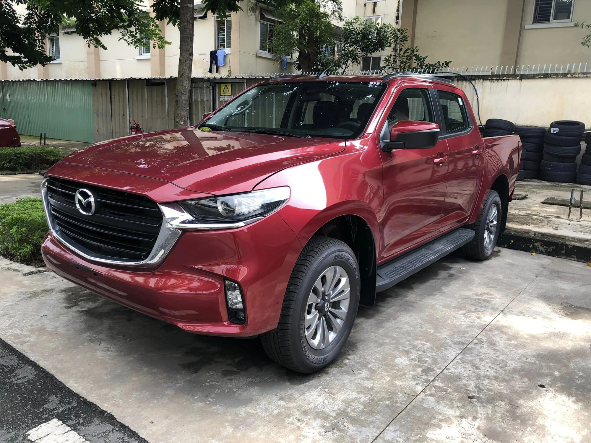 Lốp xe   MAZDA BT-50