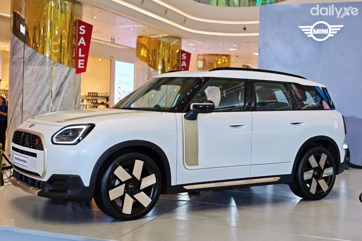 Lốp xe   MINI Countryman