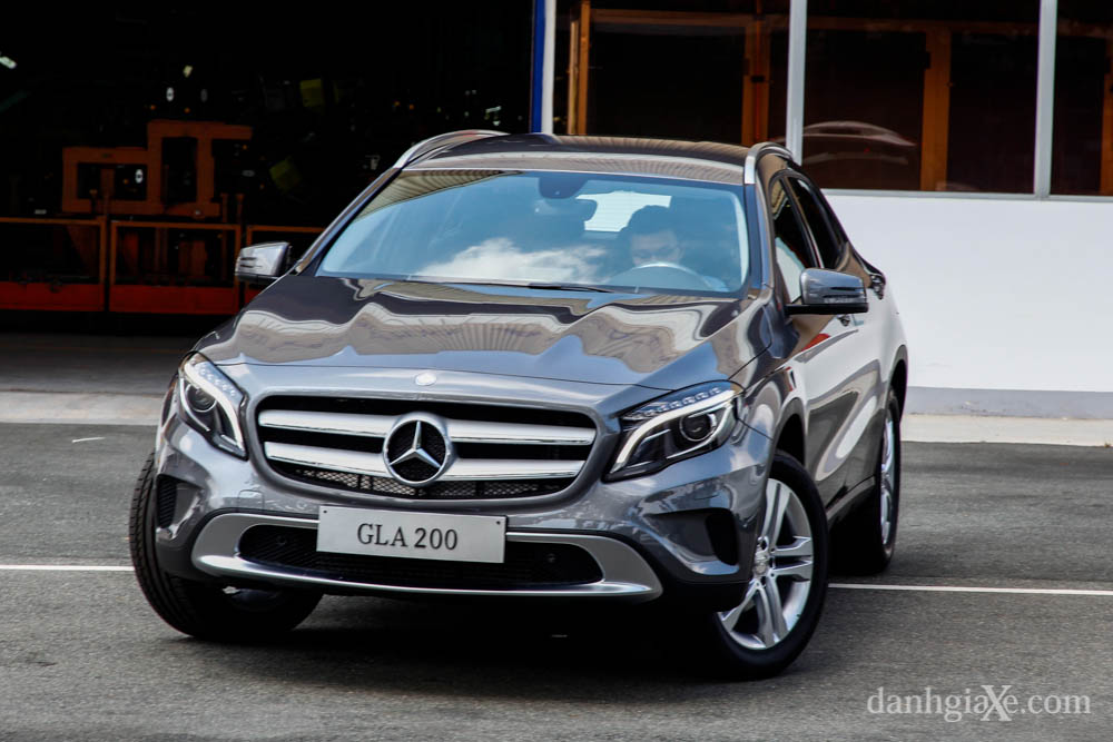Dầu nhớt Mercedes- Benz GLA200