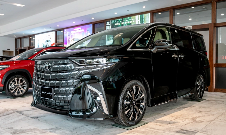 Dầu nhớt Toyota Alphard
